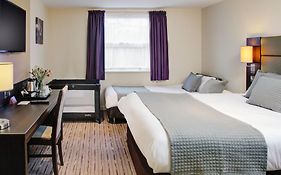 Premier Inn Ainley Top